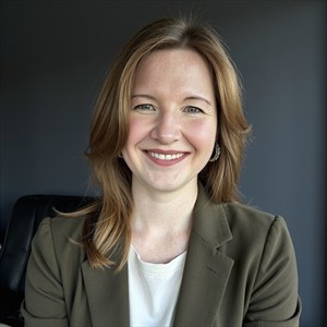 Courtney Crosby headshot