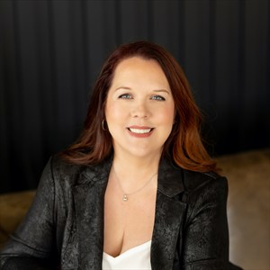 Michelle Velasquez headshot